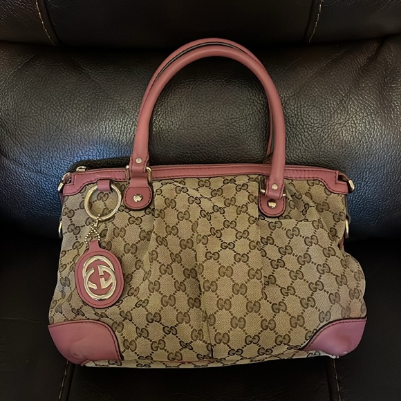 Gucci GG Monogram logo Sukey Top Handle crossbody bag - Picture 3 of 13